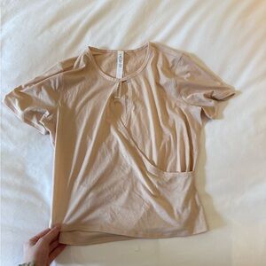 Lululemon Athletica Light Beige Short Sleeve Tee
